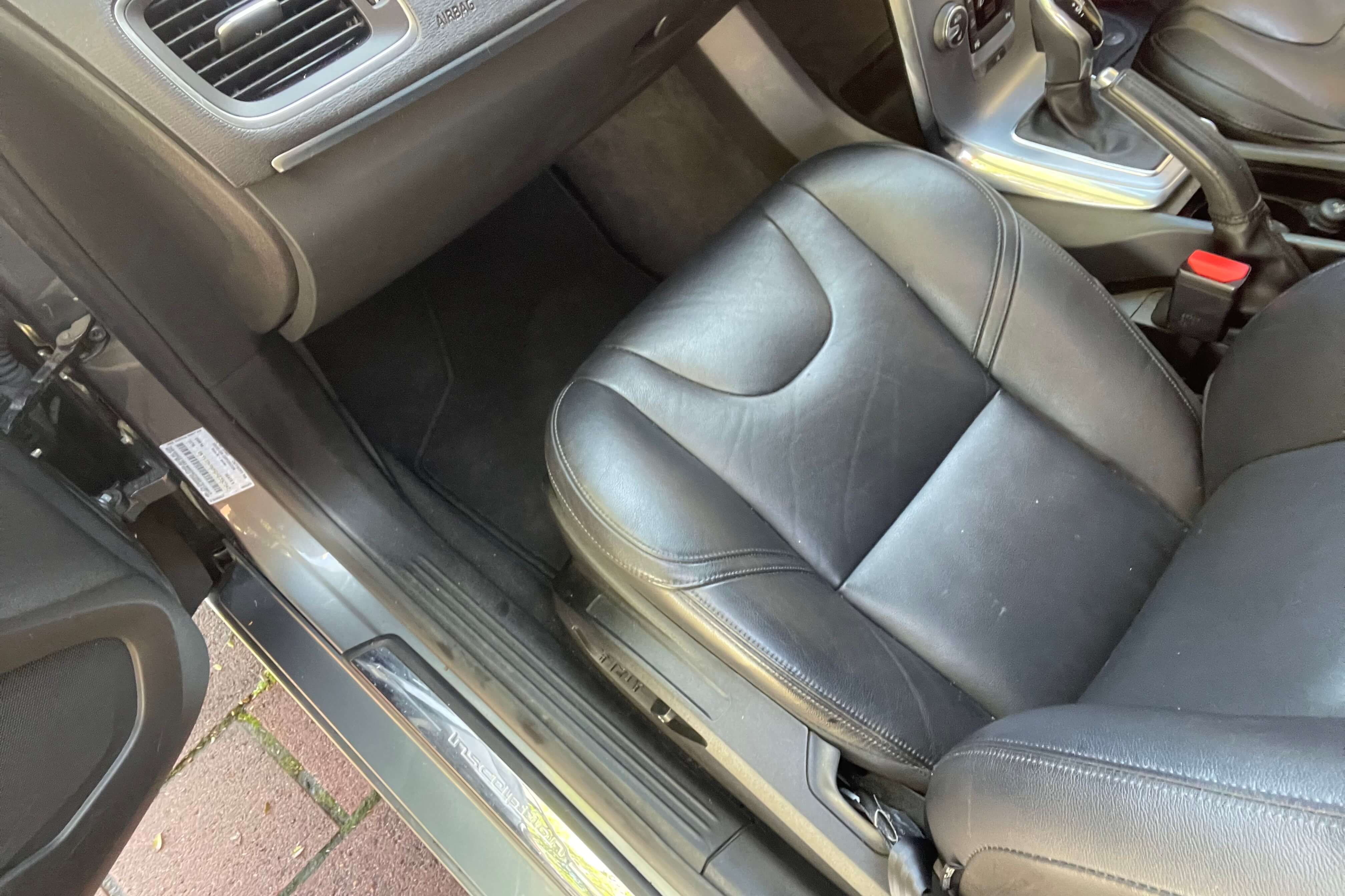 Nissan Navara full exterior detail